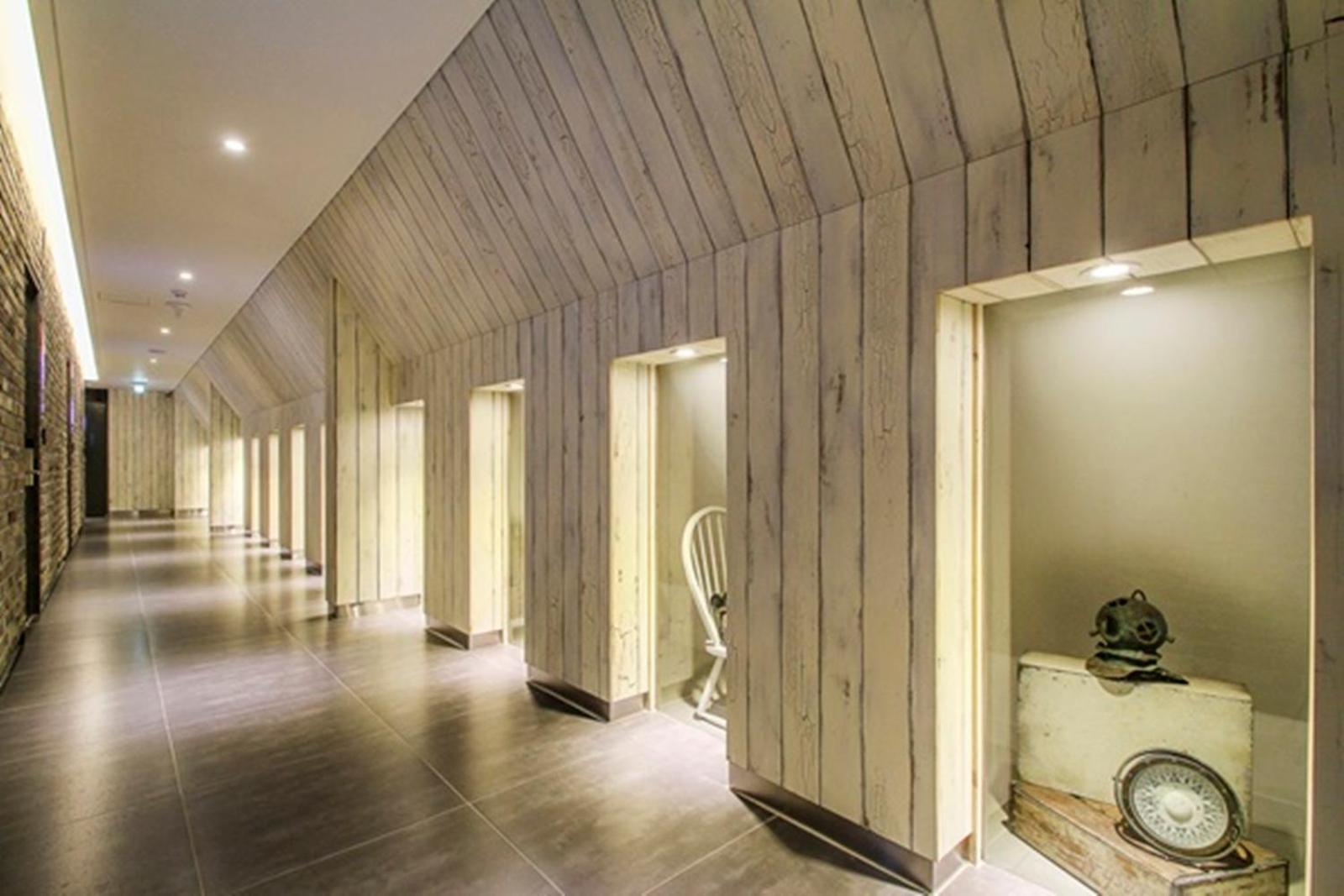 Jamsil 2.4 Hotel Seoul Bagian luar foto
